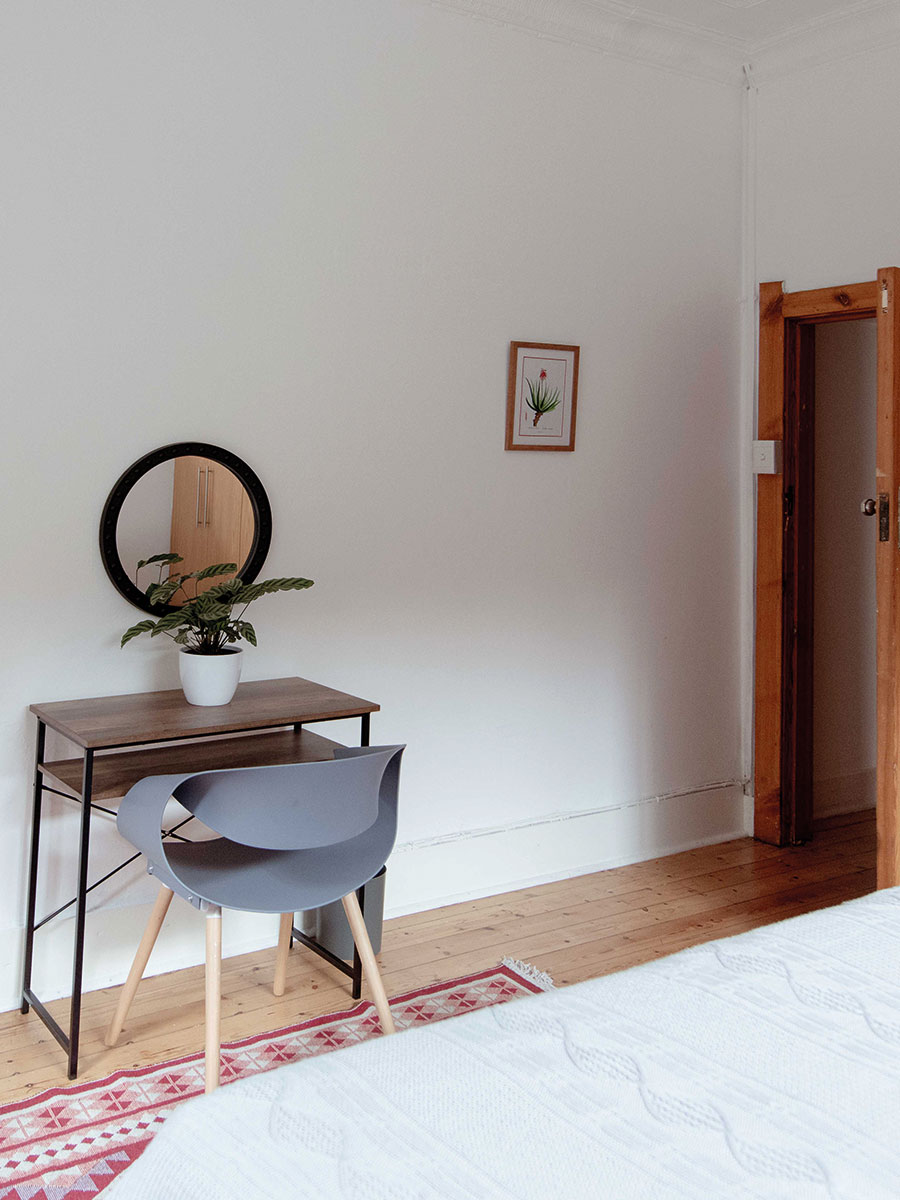 Hibiscus-House-Melville-Second-Bedroom-Workspace